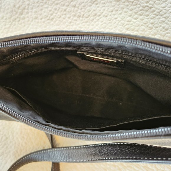 Talbots black leather bag - Picture 9 of 13